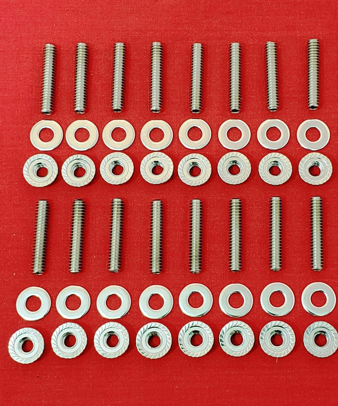 thumbnail interactive-video image 1 of Ford 351C 351M 400M Boss 302 Valve Cover Studs – Unbranded Set 1 of 6